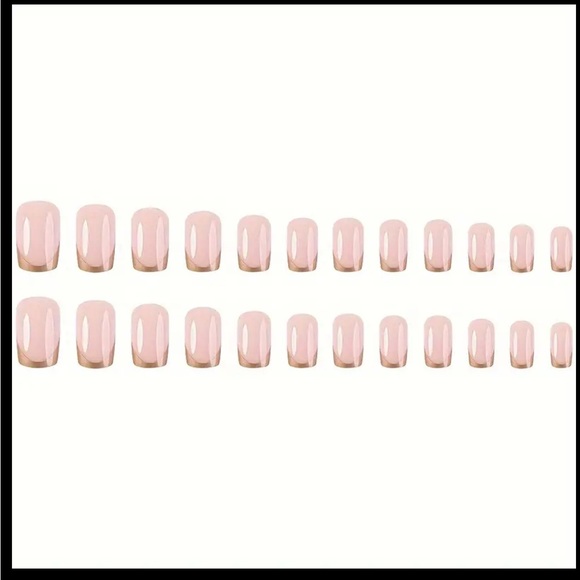 NWOT~ Full cover press on nails, set of 24 count - Picture 2 of 9